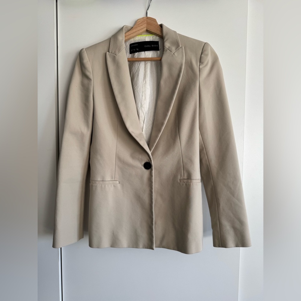 Zara Classic Tan Women's Blazer